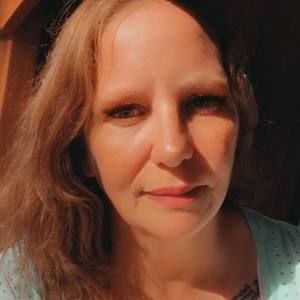 Meet your Posher, Carla